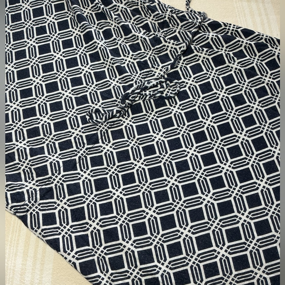 Banana Republic Navy and White Geometric Dress - Picture 3 of 7